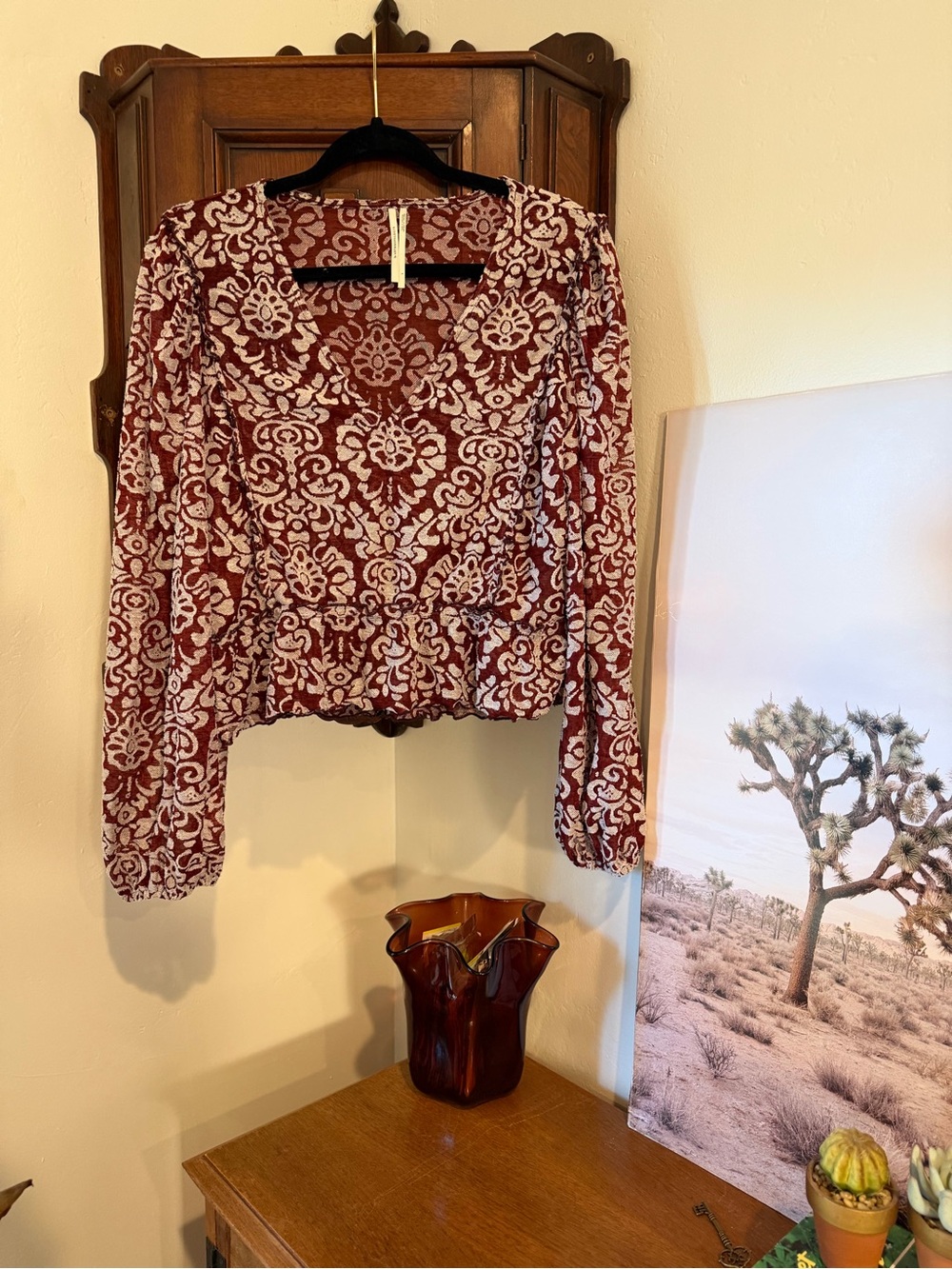 Anthropologie Maeve Damask Peplum Top Size L Burgundy Cream Boho